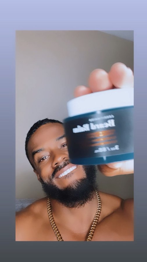 Instagram post by @realjamaalwatkins for Scotch Porter. Caption reads: Definitely not gonna worry about a thing with this....