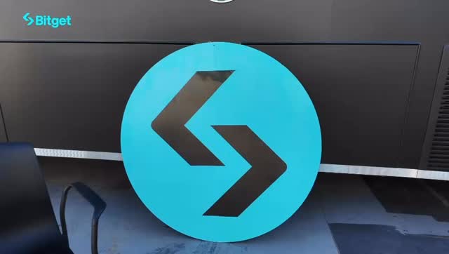 Instagram post by @jorgelorenzo99 for Bitget. Caption reads: [...] your score and let’s see who’s faster!

(PS....