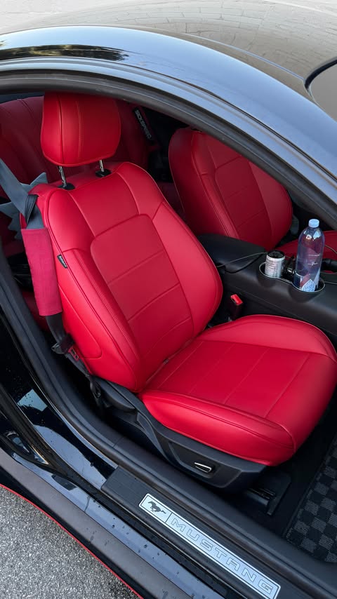 Instagram post by @wizkhalila for Kustom Interior. Caption reads: [...] a fresh new look! #ford #mustang....