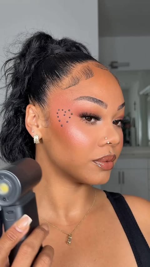 Instagram post by @tijerarayemua for Jisulife. Caption reads: [...] process smoother and less stressful 🤍....