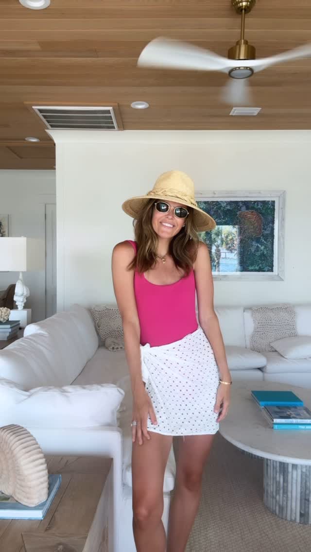 Instagram post by @coco_mclarty for Show Me Your Mumu. Caption reads: Have you jumped on my @showmeyourmumu bandwagon....