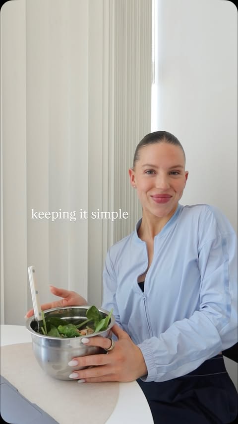 Instagram post by @laurenmantha for Fresh Prep. Caption reads: [...] and keeping things simple with Fresh Prep☺️....