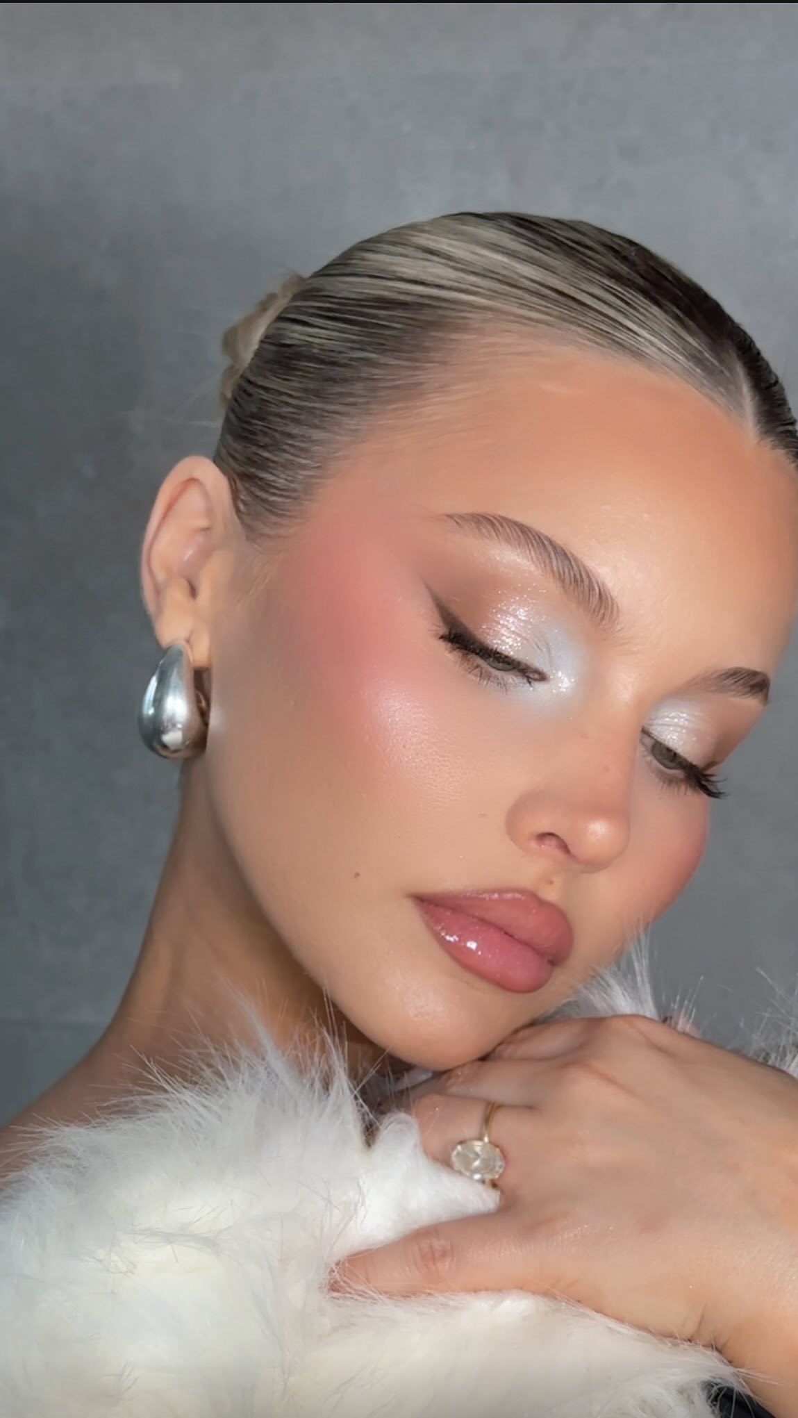 Instagram post by @bybrookelle for MECCA. Caption reads: a little holiday grwm using @meccamax new holiday....