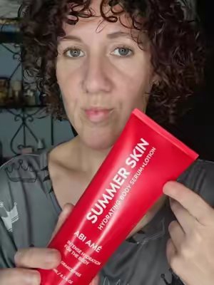 TikTok post by @itssimplycici for Abi Amé. Caption reads: [...] own or to layer with other bodycare! @ABI....