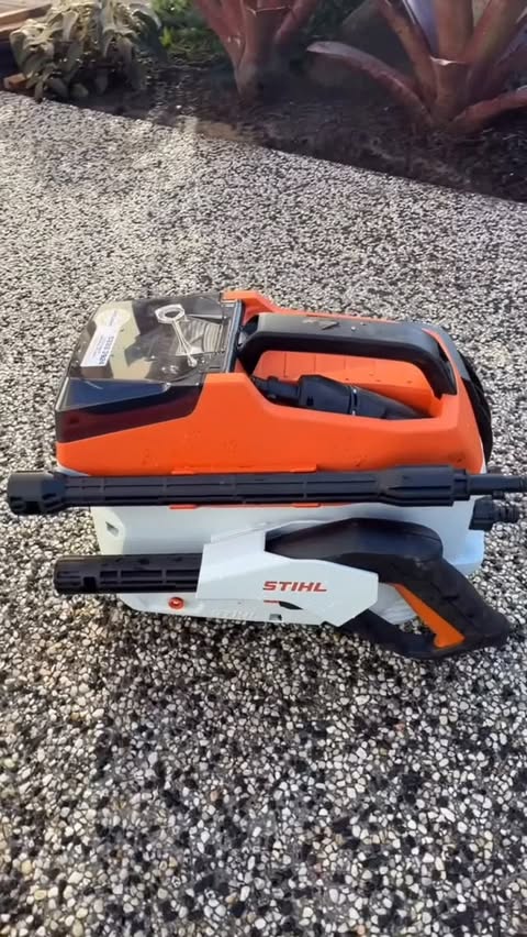 Instagram post by @instyle_gardens for STIHL. Caption reads: [...] brand who I’ve been using for 23 years,....