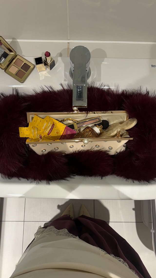 Instagram post by @rachaela_ for Zooki. Caption reads: [...] in your 30s look a little different @zooki....