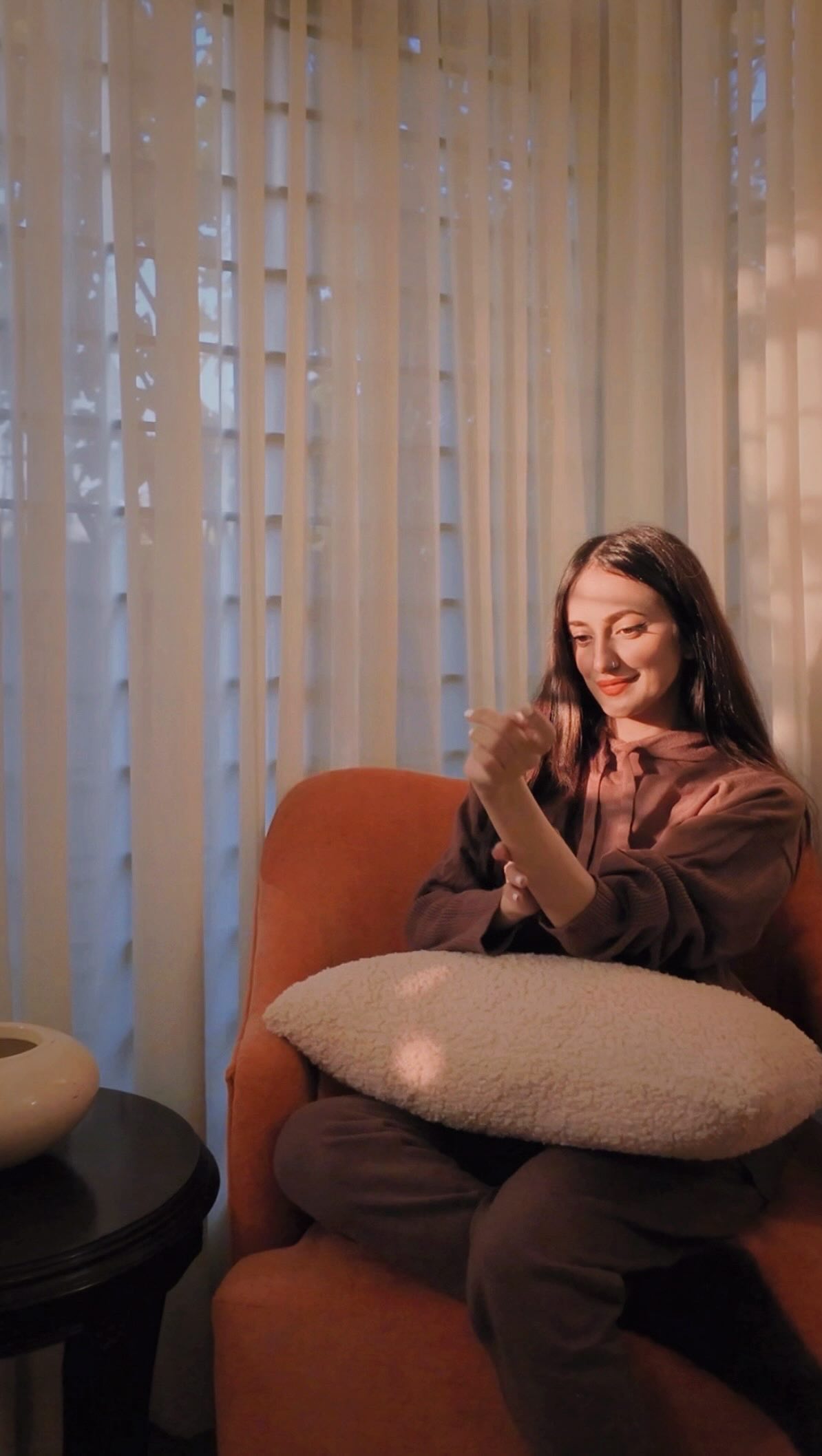 Instagram post by @imahnoor.khann for Lifebuoy. Caption reads: I found my winter skin savior! ❄️ 
Lifebuoy Mild....