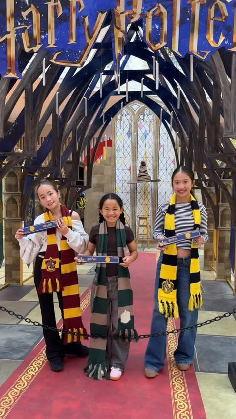 Instagram post by @lifeofamelbournemumma for Chadstone. Caption reads: [...] the Harry Potter installations at Chadstone....