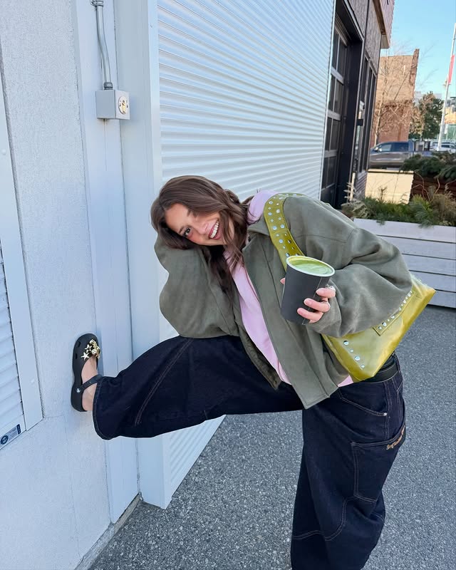 Instagram post by @taylorjoypaul for Crocs. Caption reads: [...] fashion incoming… #fashion #coolgirl @crocs....