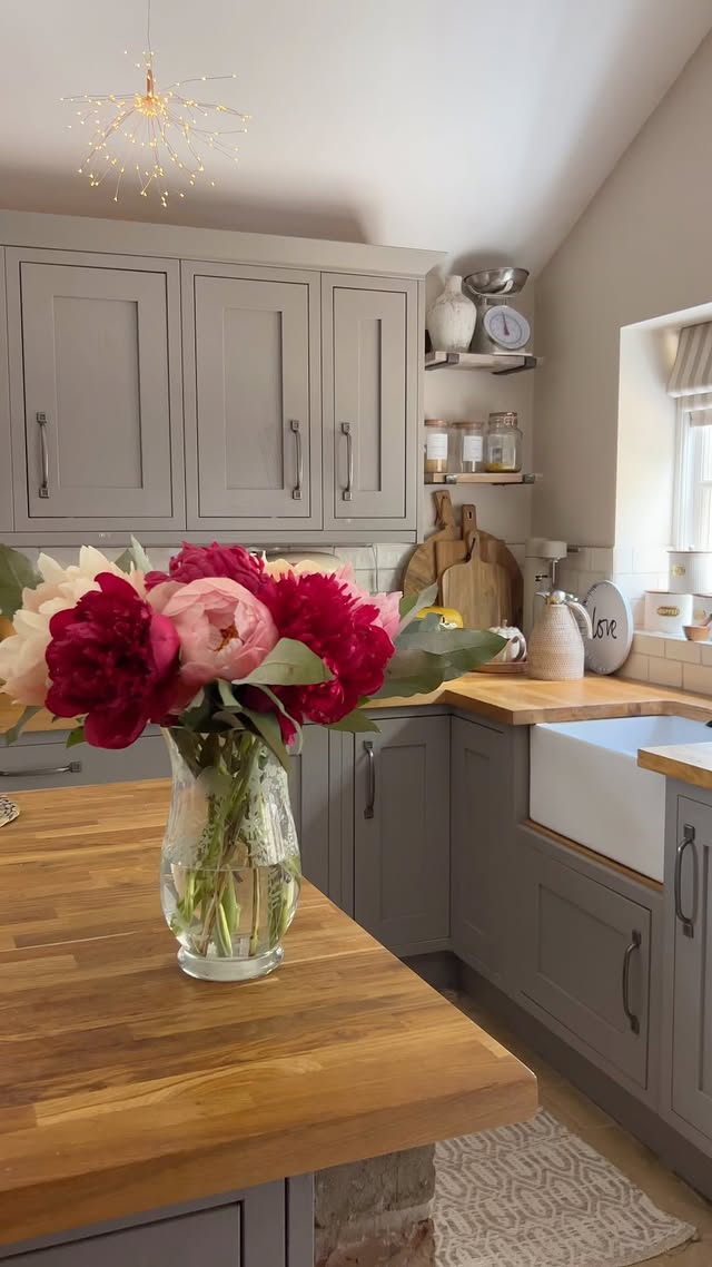 Instagram post by @ourlittlehome2017 for Arena Flowers. Caption reads: Good morning and happy peony day 🥰 one of my all....