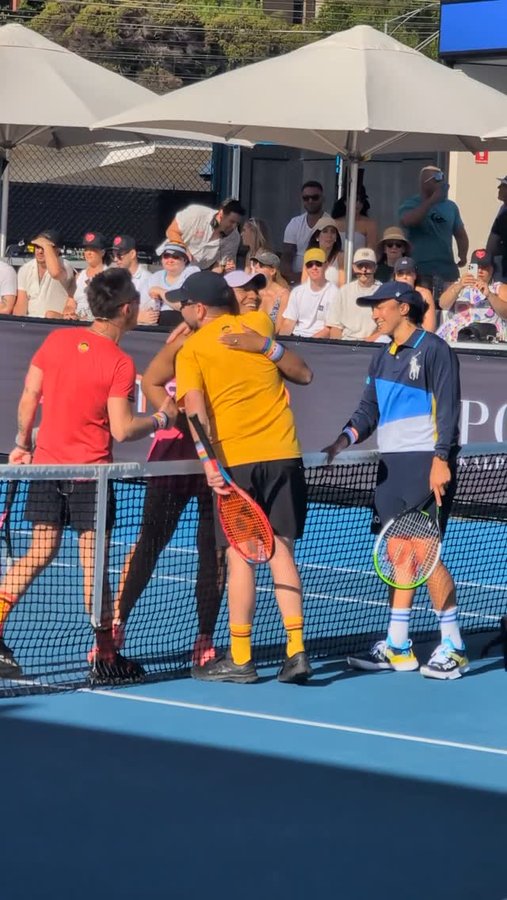 Instagram post by @darcyvee for Australian Open. Caption reads: Celebrity match, epic beats AND the finals. Glam....