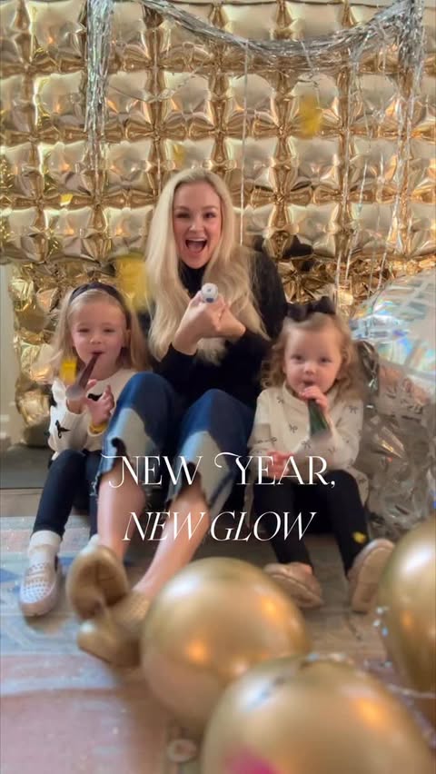 Instagram post by @carolinejfalin for Floafers. Caption reads: New Year, New Glow!!—there may be glitter &....