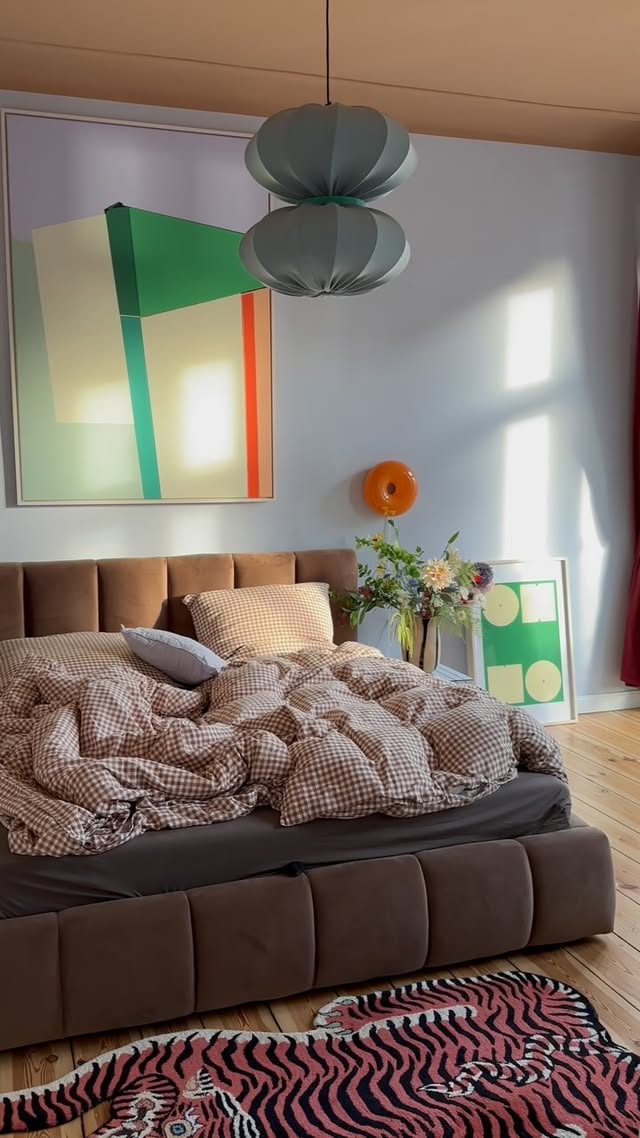 Instagram post by @raw.home.interior for Botané. Caption reads: 15 minutes of sun today ✨🙌🏻 AD | Verlinkung.