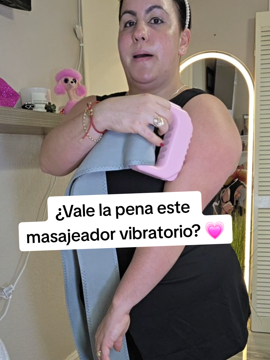 TikTok post by @yelena325 for Merach Fitness. Caption reads: Respuesta a @daima.ramos8#TikTokShop....