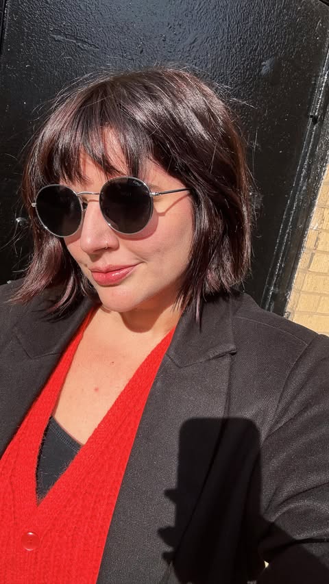 Instagram post by @niccinunez for Davines. Caption reads: [...] the salon for a confidence boost.

my....