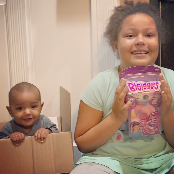 Instagram post by @robsquadmom for Stuffedanimals. Caption reads: BiGiggles were a hit! #sponsored. But the big....