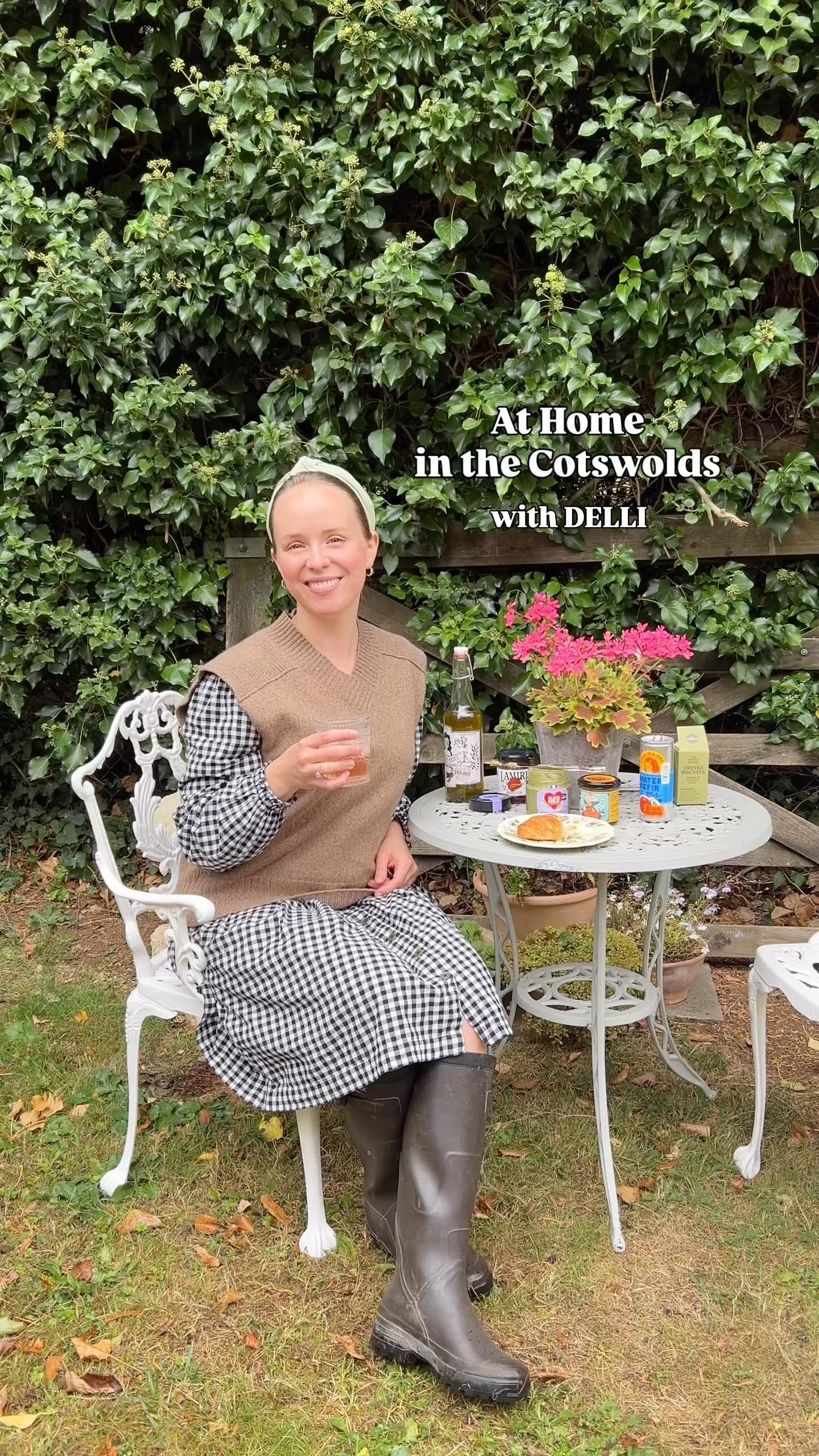 Instagram post by @audreyann.masur for Black Milk. Caption reads: AD | Okay, I’ll admit it. As a mum of three I make....