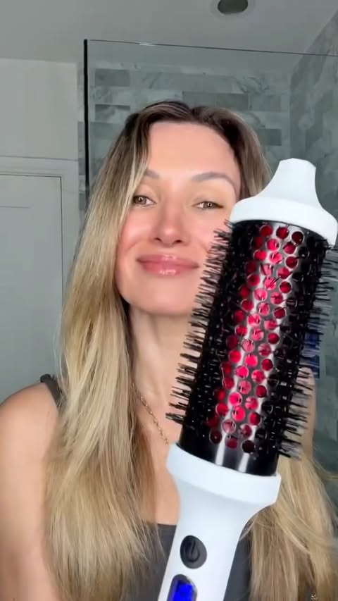 Instagram post by @clarissanya for BondiBoost. Caption reads: [...] What are your time savers ⬇️ @bondiboost....