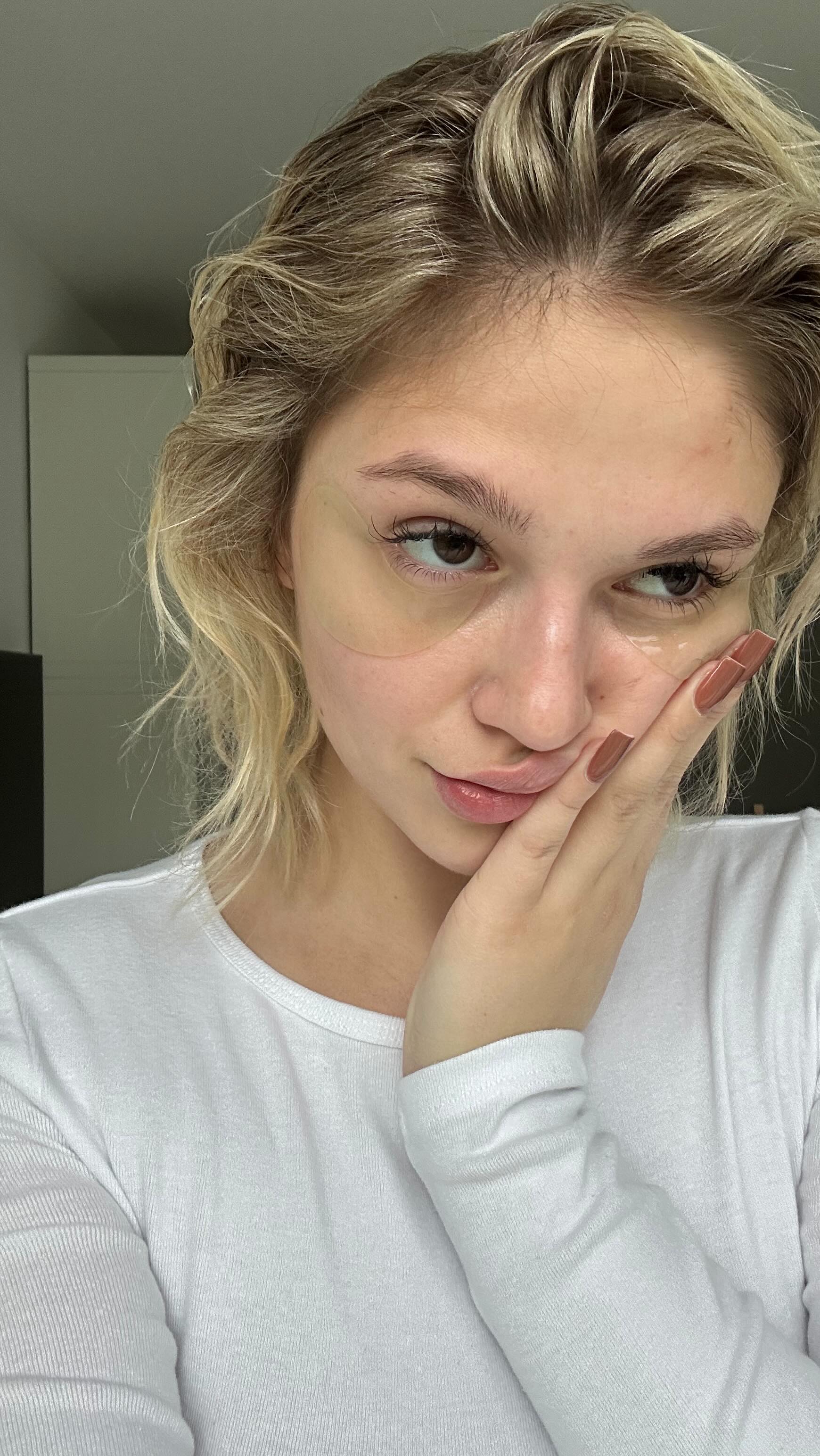 Instagram post by @majafirek for Sprite. Caption reads: Spróbuj nowego Meal Deal - Hot Dog z sosem Sprite....