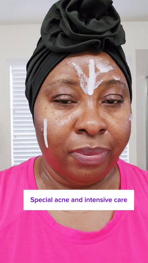 Instagram post by @sleekjules_reviews for BAZZAAL. Caption reads: If your skin barrier feels dry, dull, and you have....