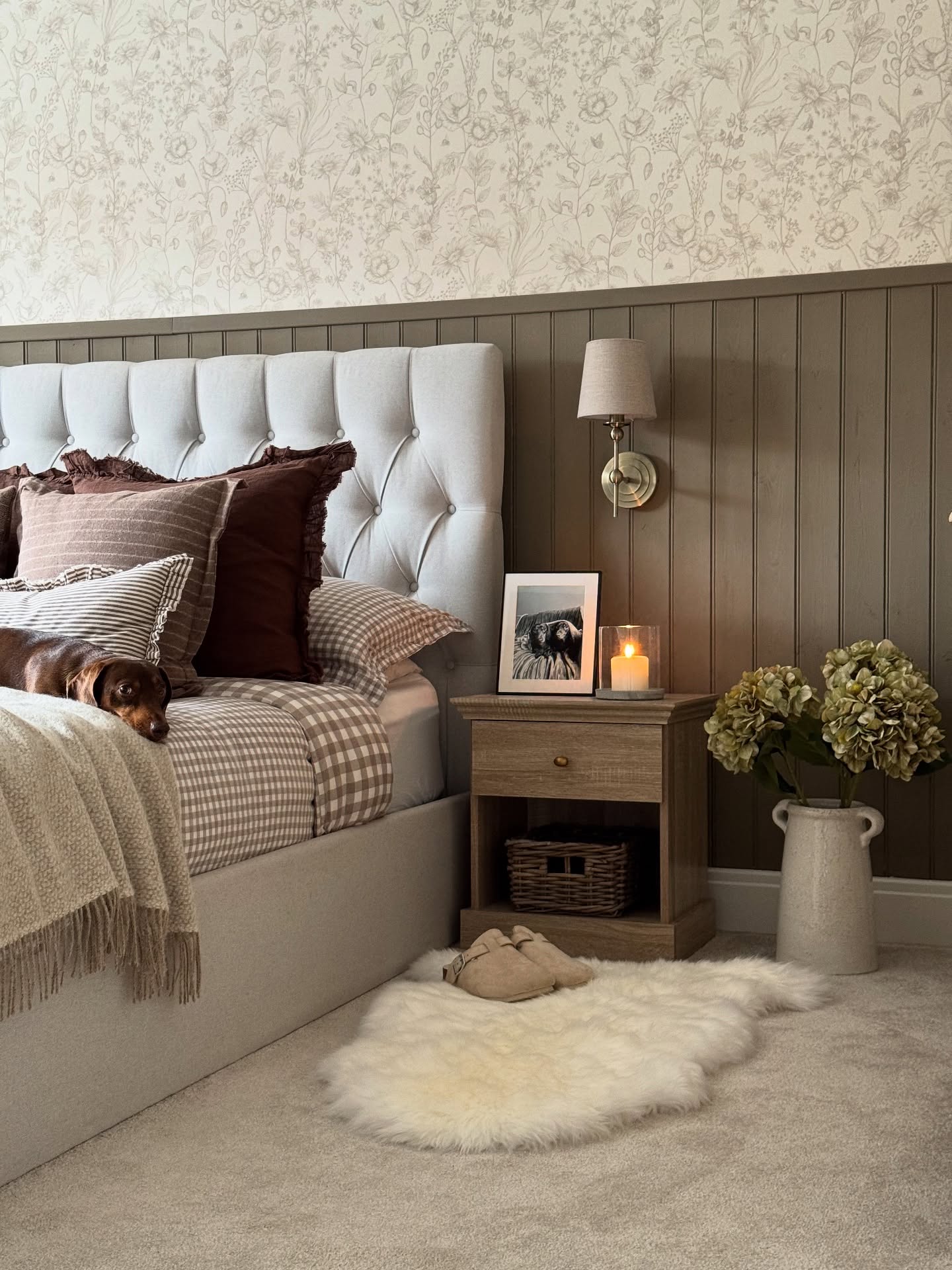 Instagram post by @the.stoneham for The Cotswold Company. Caption reads: Creating a space that feels peaceful and inviting....