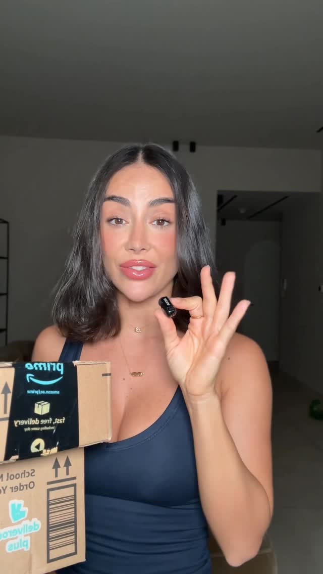 Instagram post by @themayaahmad for Amazon AE. Caption reads: My @amazonae 11.11 Finds are live 🤍✨
Happening....