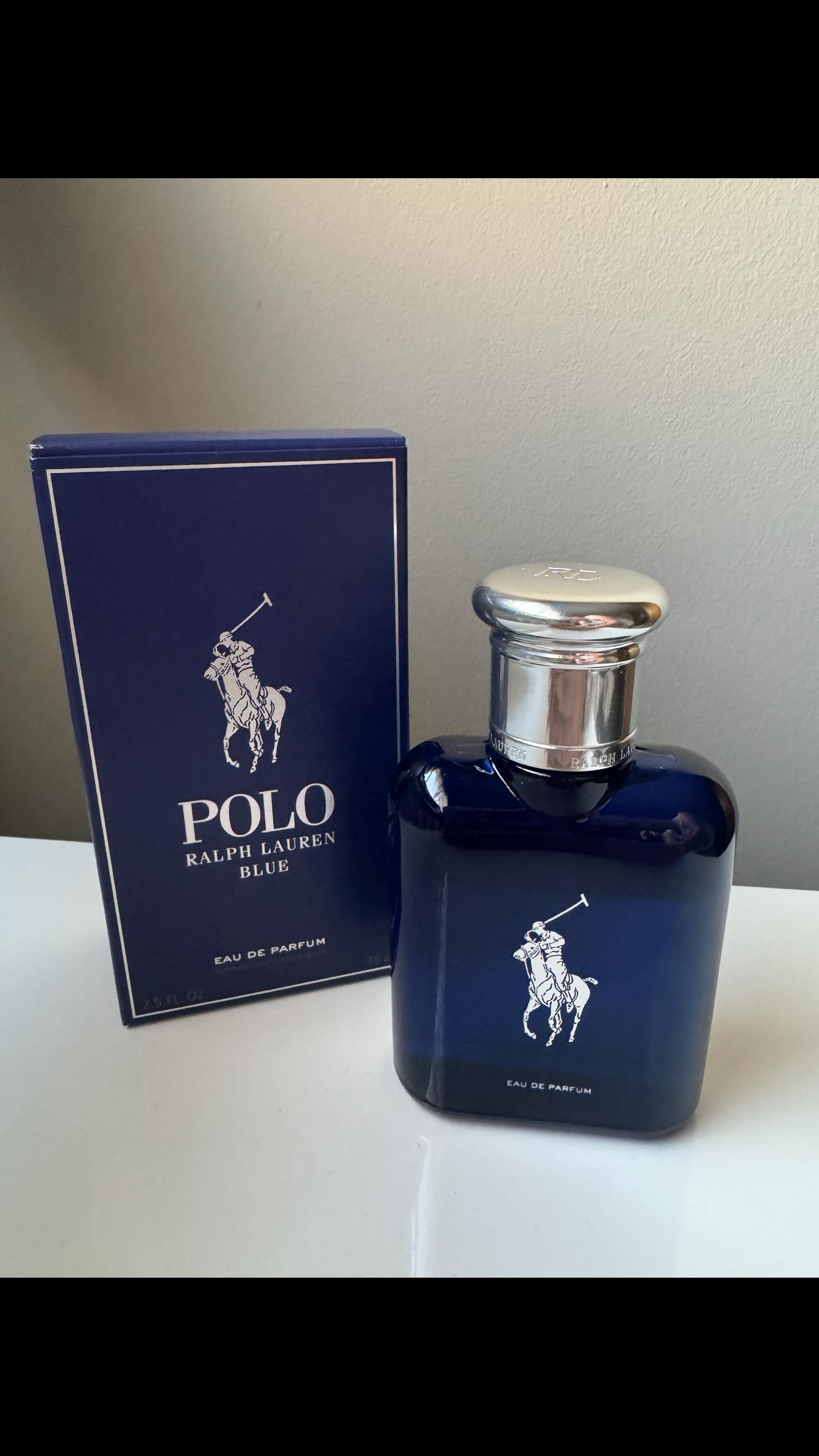 Instagram post by @ciiky for Skeepers. Caption reads: 🔹 Ralph Lauren Blue 🔹

Buenísimas tardes....