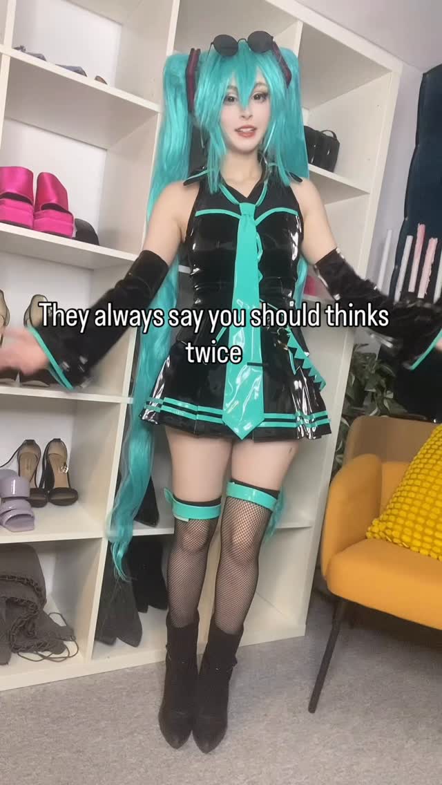Instagram post by @colourete for RoleCosplay. Caption reads: [...] in my head
.
Miku cosplay is from....