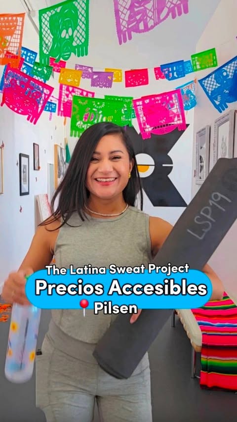 Instagram post by @chidochicago for Choose Chicago. Caption reads: [...] @latinasweatproject @esdcchicago....