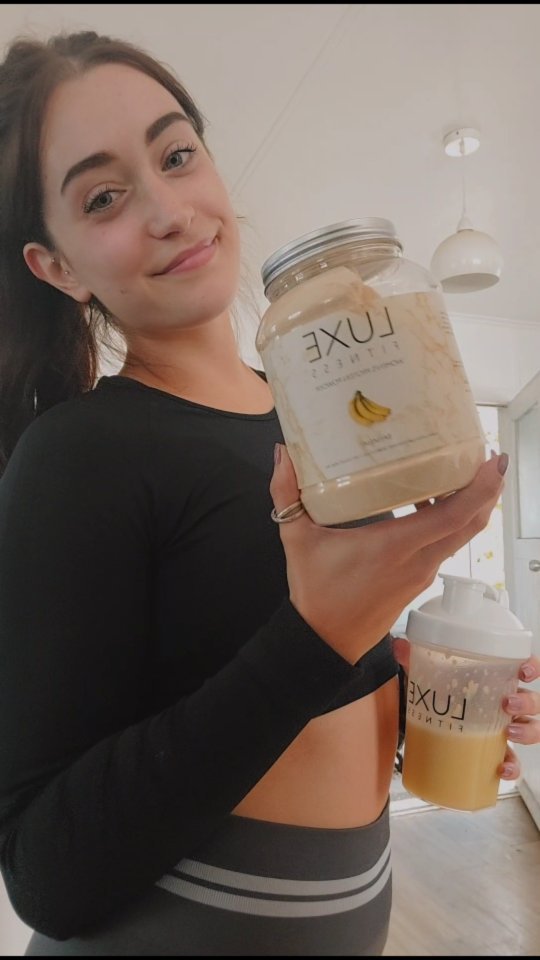 Instagram post by @jemmmmarose for LUXE Fitness. Caption reads: Honestly not even a sponsored post just wanted to....