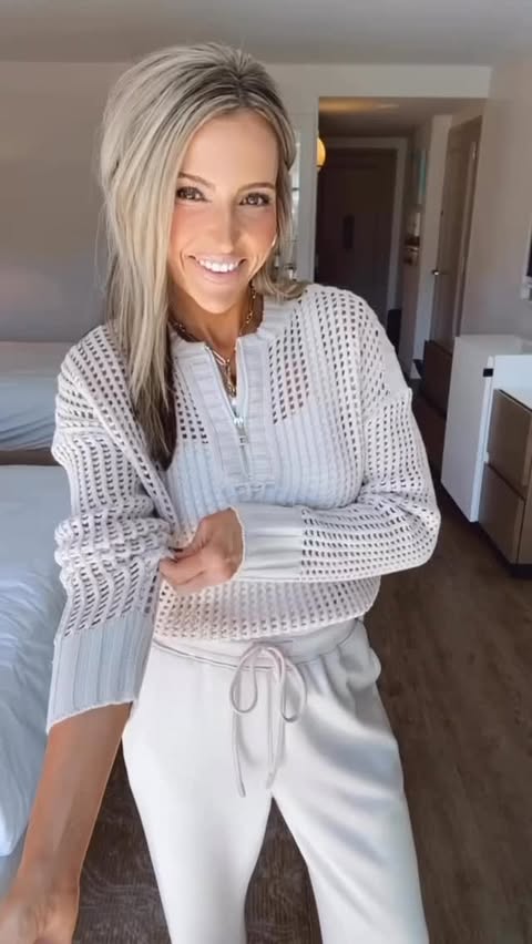 Instagram post by @mckstylin for Amazon Fashion. Caption reads: Comment ✨SALE✨ to shop 

Best Sellers from @amazon....