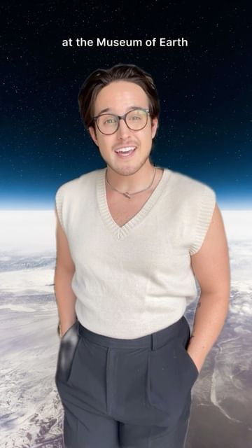 Instagram post by @mr.benfield for Everist. Caption reads: welcome to the Museum of Earth 🌎

k so we all....