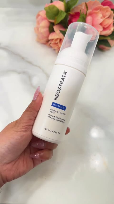 Instagram post by @itryandtell for NEOSTRATA. Caption reads: ✨ Meet the cleanser that started all✨ NEOSTRATA®....