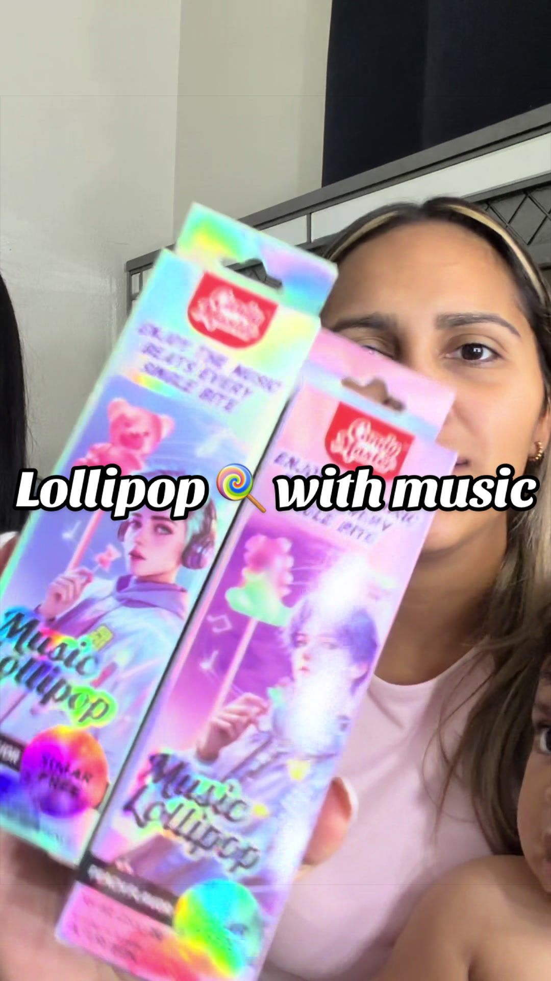TikTok post by @biankaortizmairena95 for Happy Global Choice. Caption reads: #lollipop #🍭 #kids #kpop @HAPPY GLOBAL CHOICE.