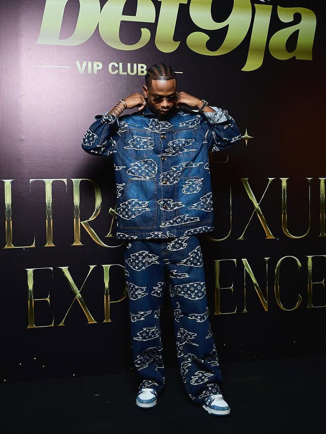 Instagram post by @yhemo_lee for Hennessy. Caption reads: [...] @bet9jaig @pawnshopbybluradish @hennessy....