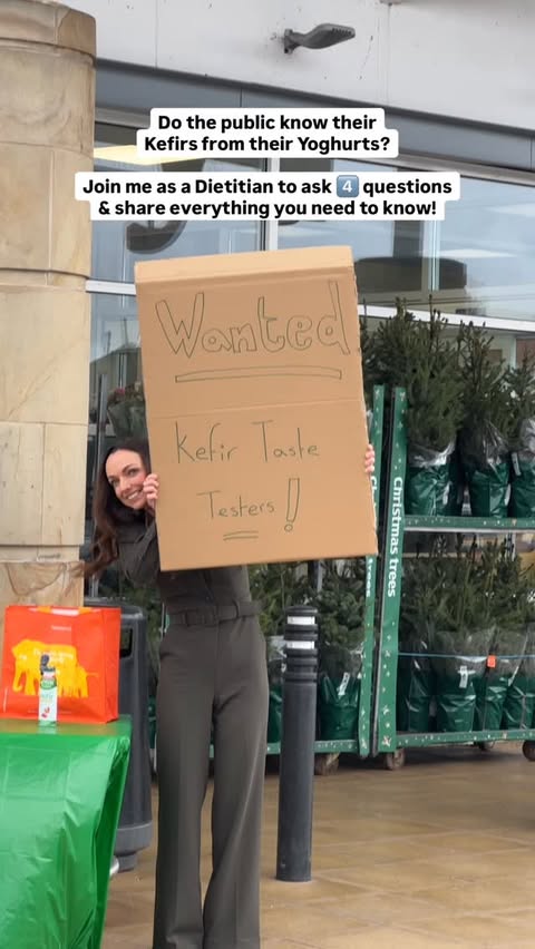 Instagram post by @nicsnutrition for Activia. Caption reads: ad 🎙️ Do you make sure your kefir contains YEAST?....