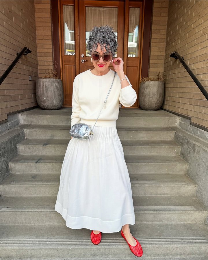 Instagram post by @graziaheartsgiorgio for Banana Republic Factory. Caption reads: A few favorites from the camera roll the last few....