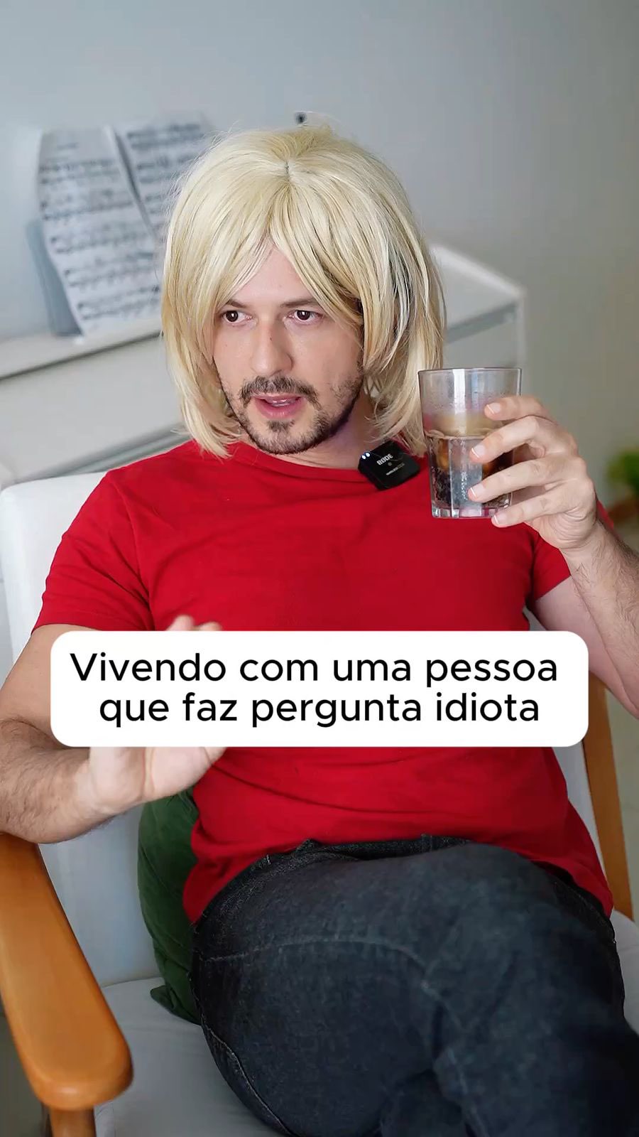 Instagram post by @franklinmedrado for Coca-Cola Brasil. Caption reads: Você sabia que garrafa retornável é aquela que....