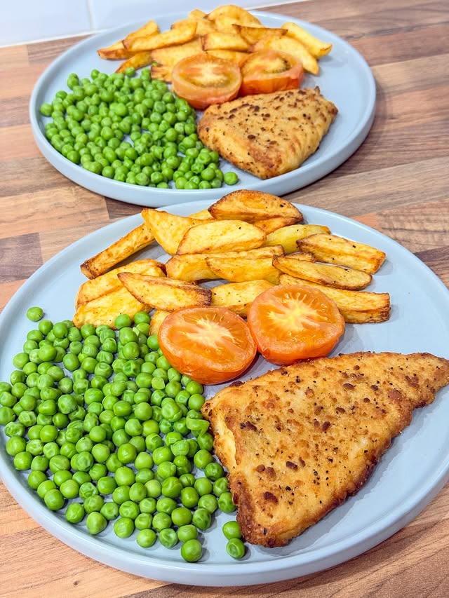 Instagram post by @mo_sw_diamond_target_member for Slimming World. Caption reads: [...] & nothing is off my radar on my Slimming....