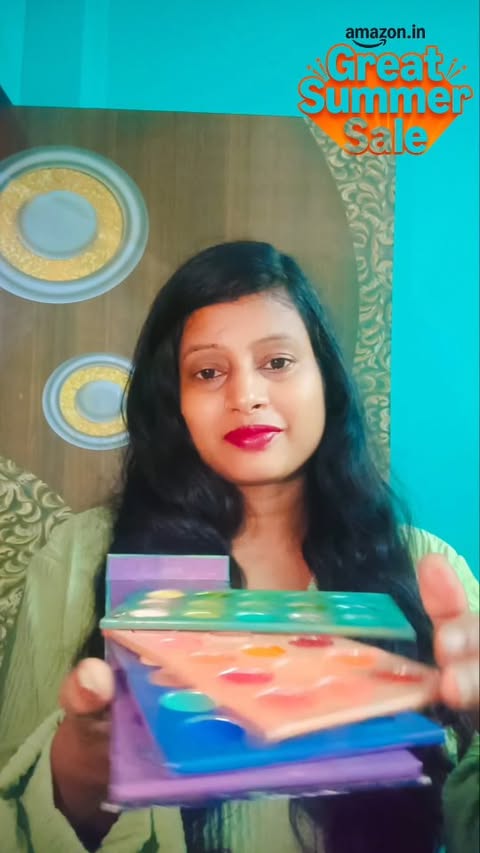 Instagram post by @mahuririta2023 for Amazon. Caption reads: Comment for the link #Amazon#amazonfinds.