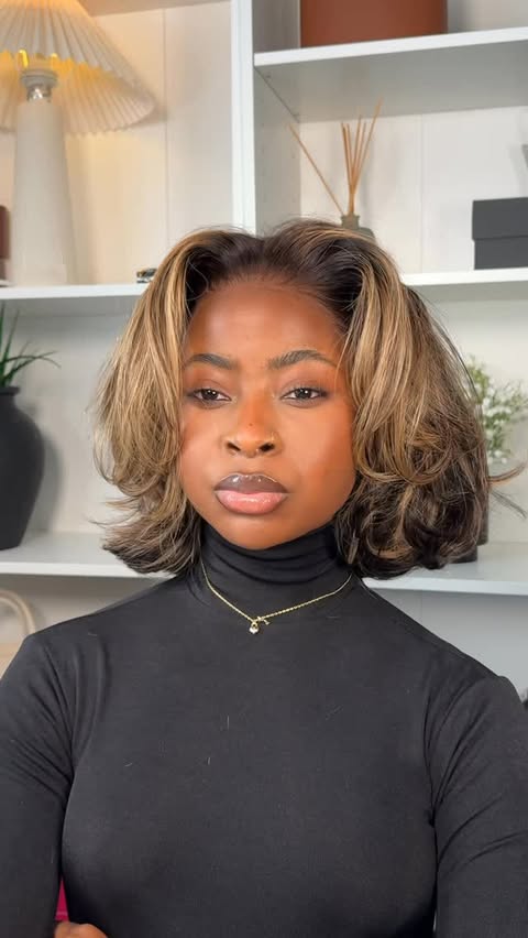 Instagram post by @miss_scarletttt for Arabella Hair. Caption reads: Ladieeeeeeeessss😍😍 Wig @arabellahairofficial....