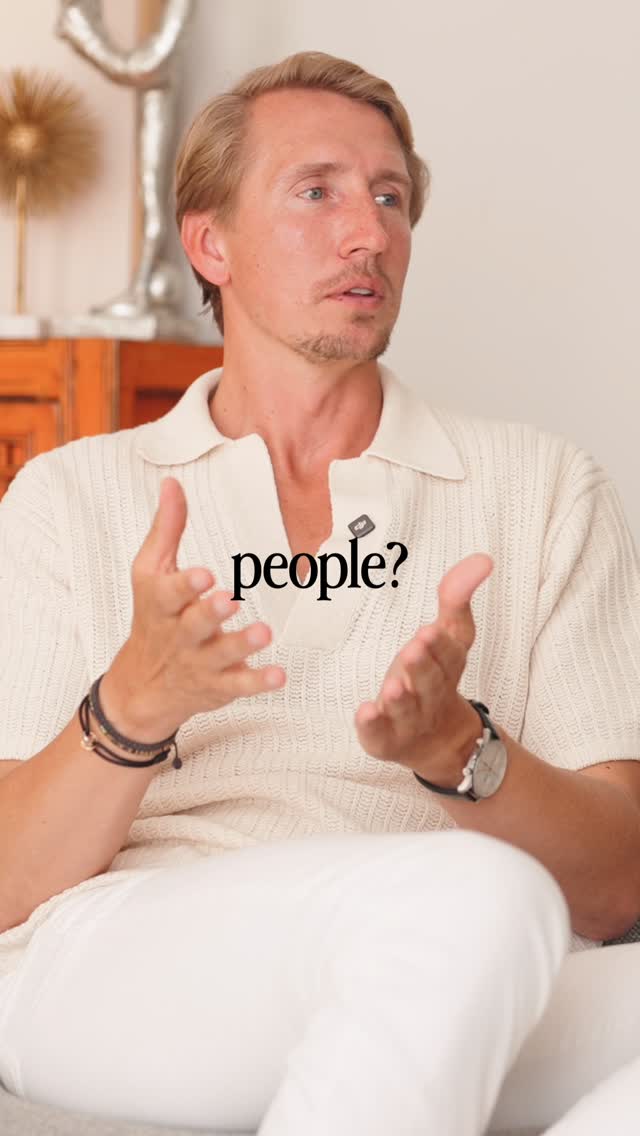 Instagram post by @alexikonn for Intelligent Change. Caption reads: The most powerful lesson I’ve ever learned:

If....