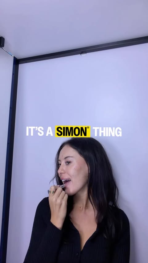 Instagram post by @mariahangelina17 for Premium Outlets. Caption reads: [...] #itsamymallthing #simonpremiumoutlets.