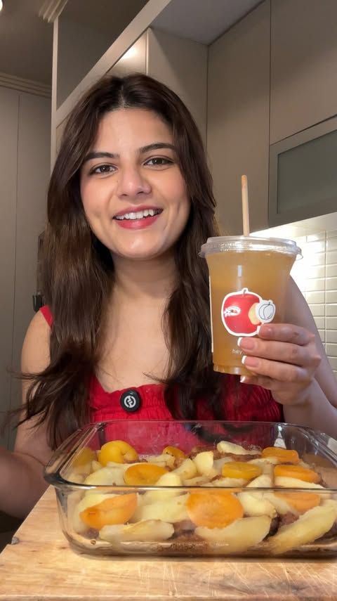 Instagram post by @cookinwithkt_ for HEYTEA. Caption reads: [...] paired it with something refreshing....