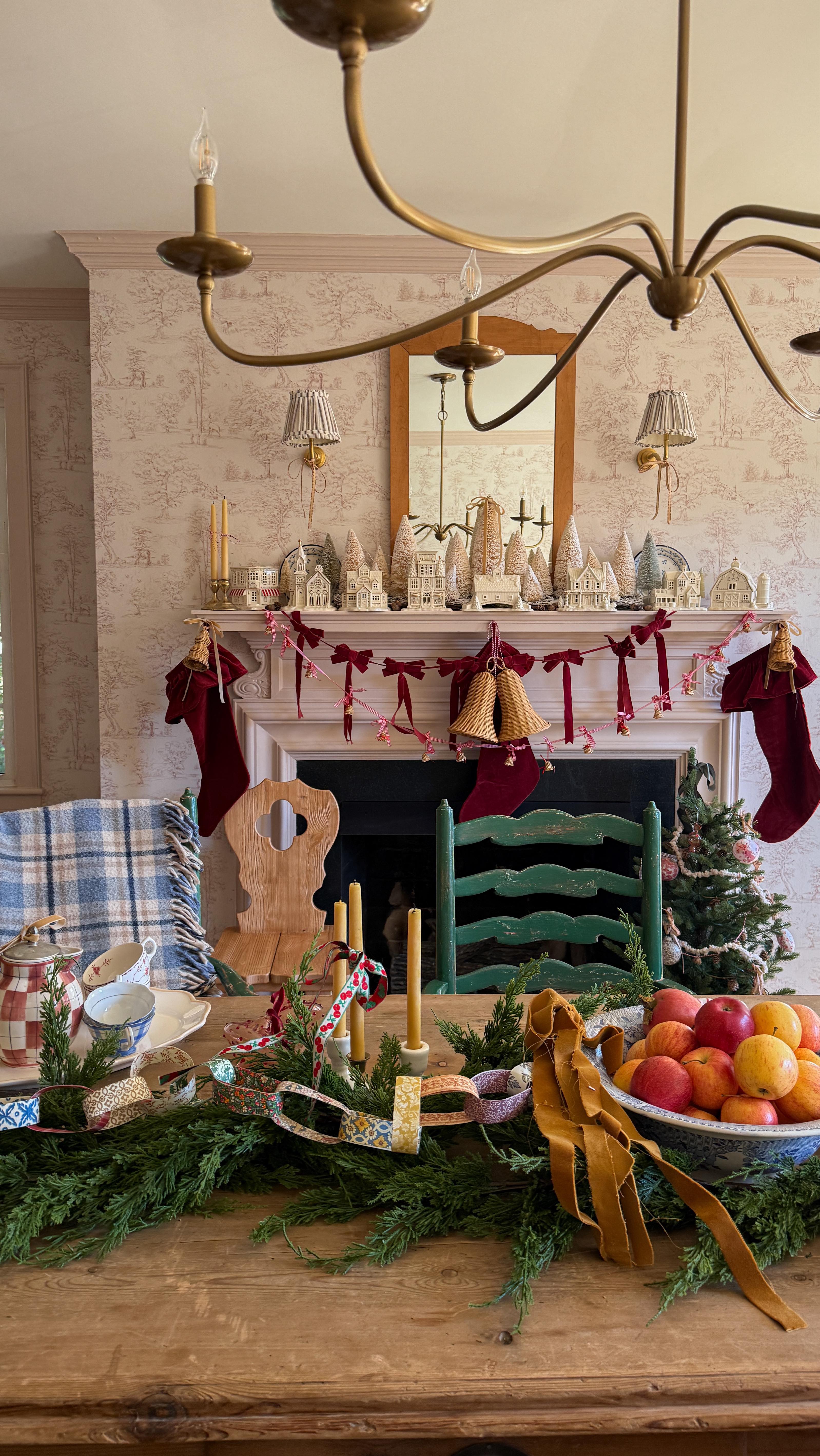 Instagram post by @itsmargoroth for Lulu and Georgia. Caption reads: The Holiday collection from @luluandgeorgia is....