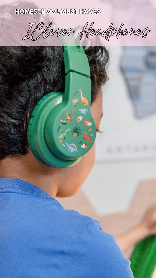 Instagram post by @themomlifevlogs for iClever. Caption reads: [...] (or homeschool) season is here! These....