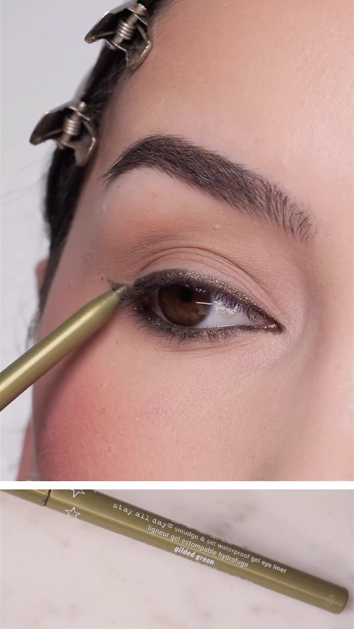 Instagram post by @ashleykaylamakeup for Stilacosmetics. Caption reads: Wearable Green Eye Liner *Ad

Wearing the Stay....