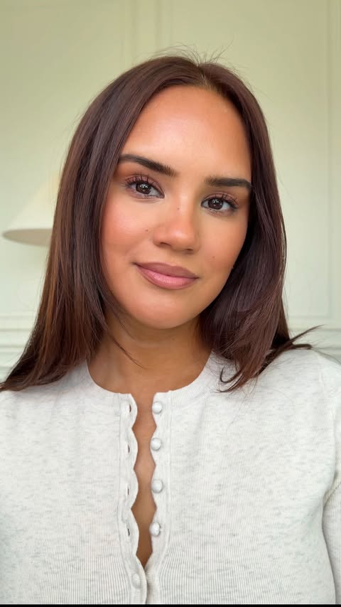 Instagram post by @dacey_cash for COVERGIRL. Caption reads: [...] duo to get that summer glow @covergirl new....