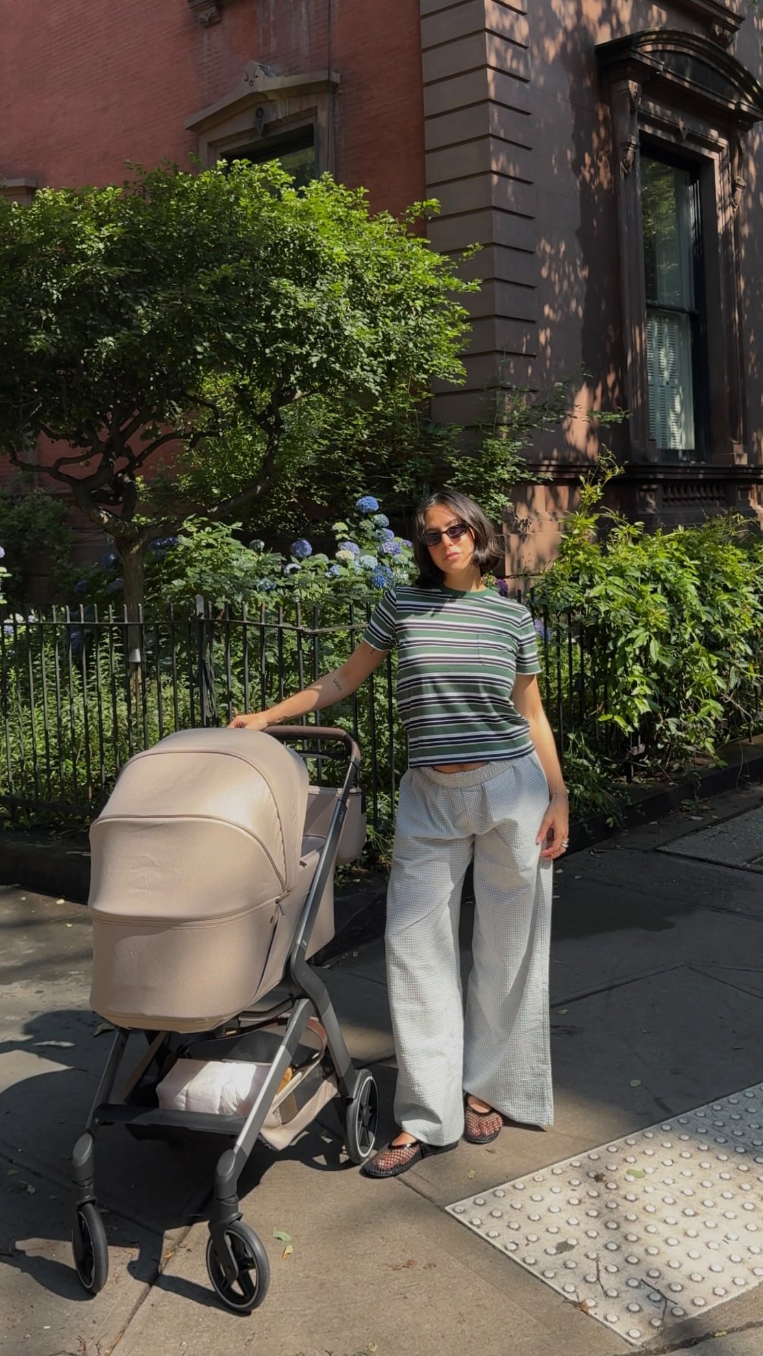 Instagram post by @jules.jacobson for Joolz. Caption reads: morning coffee run as a family of....