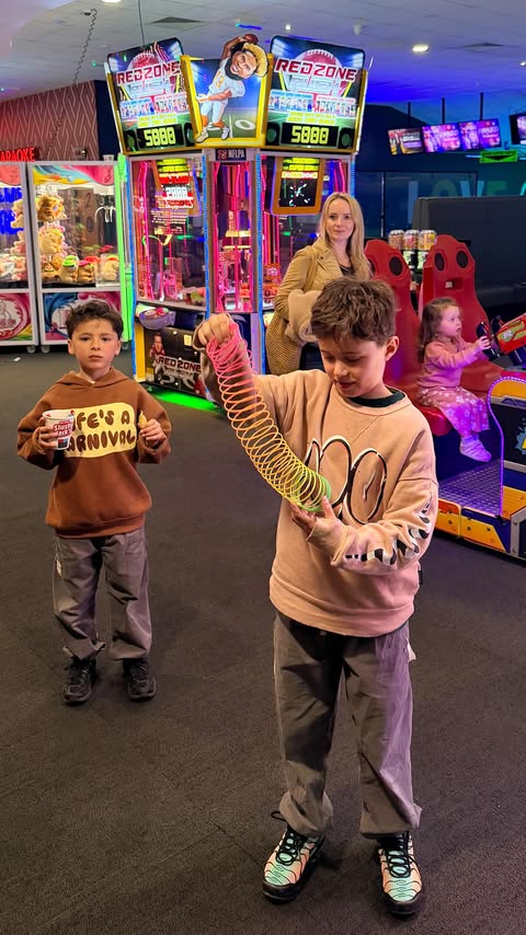 Instagram post by @daywithdad for Tenpin. Caption reads: [...] 🤪 Any plans over the holidays? ⭐️ Ad....